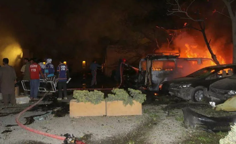 Pakistan'da bir otelde patlama: 4 ölü, 12 yaralı