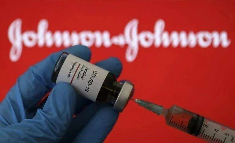 Pentagon, Johnson&Johnson aşısının kullanımını askıya aldı