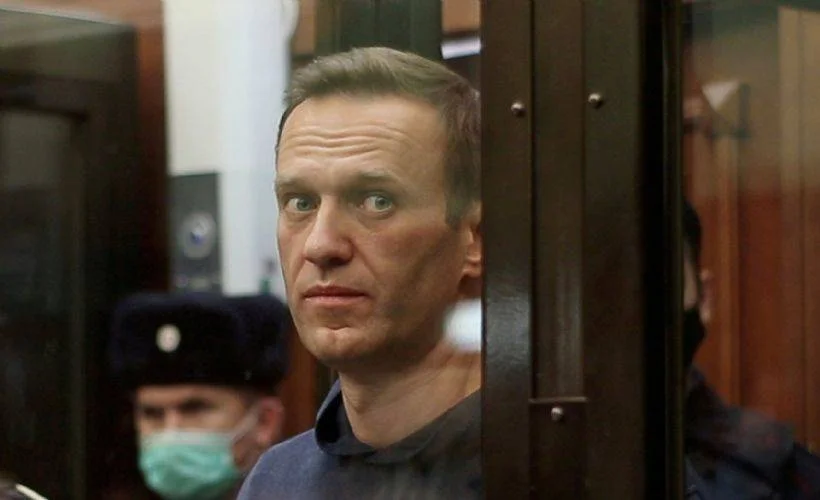 Rus doktorlar: Navalny her an ölebilir