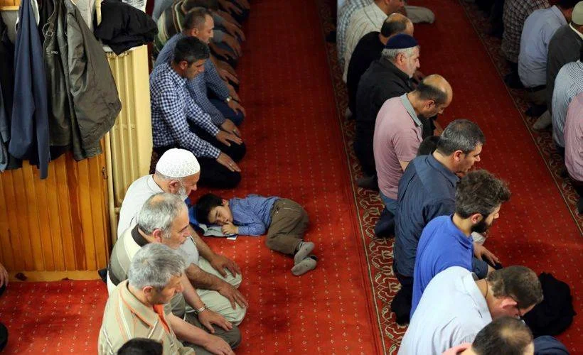 Teravih namazı tek niyetle kılınabilir mi?