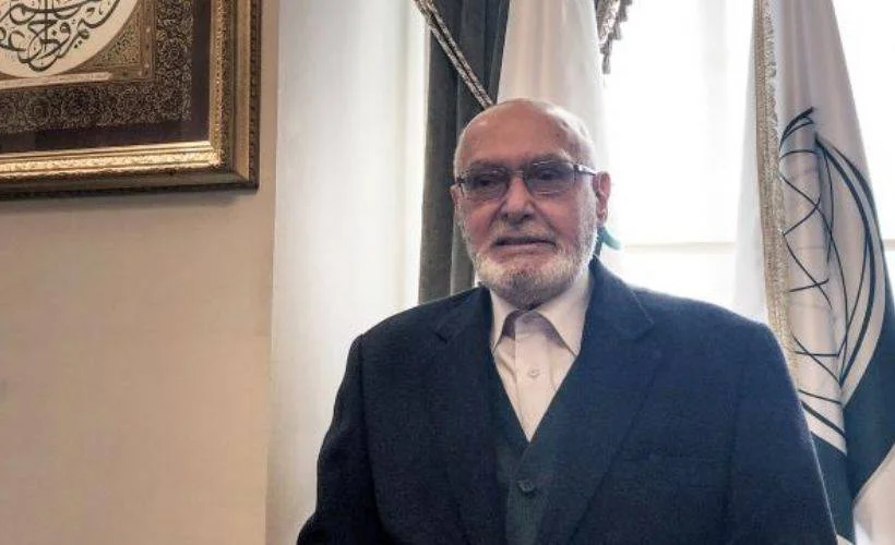 Yazar ve akademisyen Ali Özek vefat etti