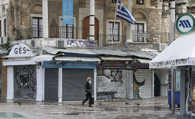 Yunanistan'da kapatılan restoranlar 3 Mayıs'ta açılıyor