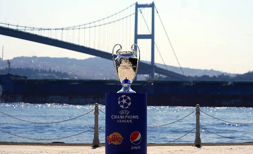 2023 UEFA Şampiyonlar Ligi finali İstanbul'da oynanacak
