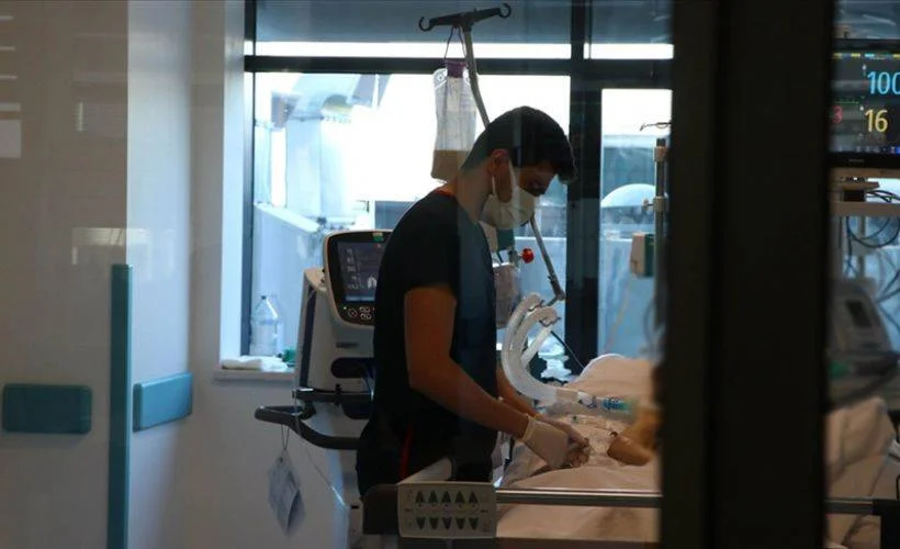 28 bin 817 kişinin Kovid-19 testi pozitif çıktı, 373 kişi hayatını kaybetti