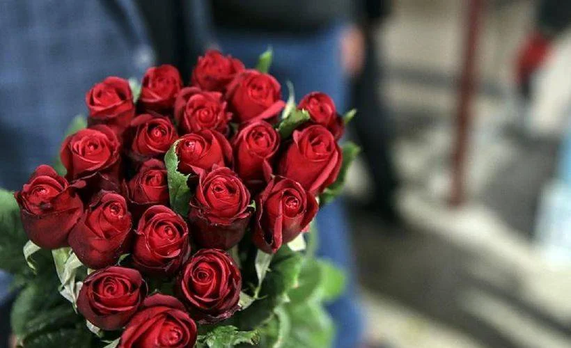 9 Mayıs çiçekçiler açık mı? Anneler günü internetten çiçek siparişi kaça kadar var?