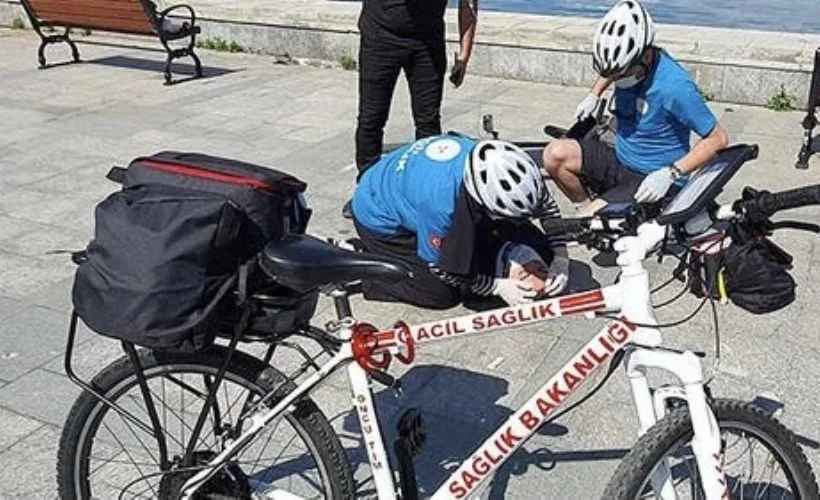 Adalar'da bisiklet ambulansları göreve başladı.