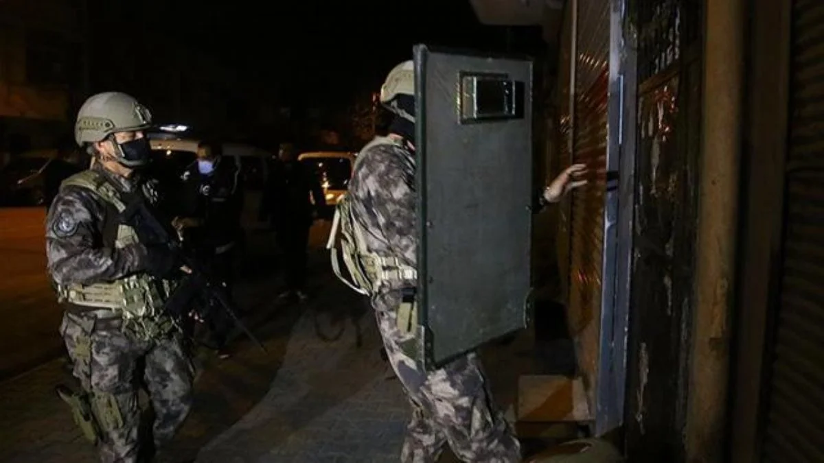Adana'da tefeci operasyonu: 25 gözaltı kararı