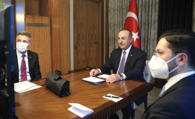 Bakan Çavuşoğlu, Almanya İçişleri Bakanı ile görüştü