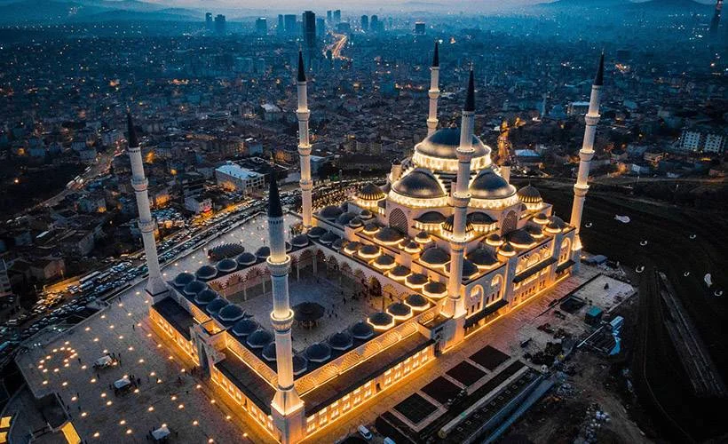 Büyük Çamlıca Camisi 2 yılda 12 milyon ziyaretçiyi ağırladı