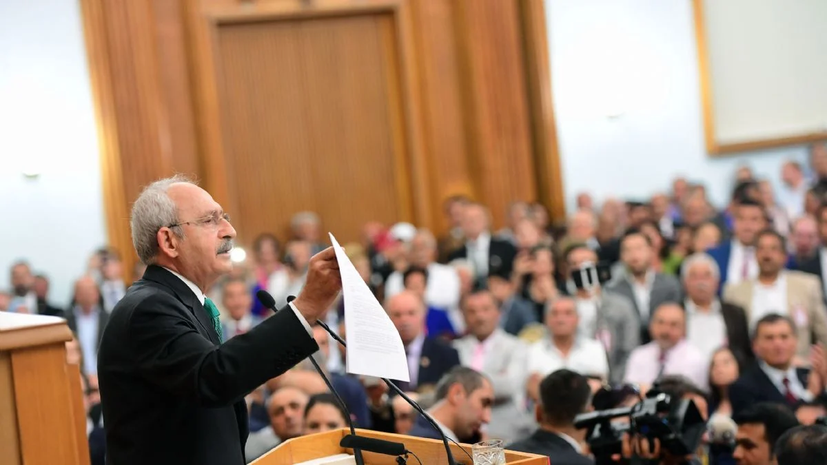 CHP'nin yasa tekliflerine eleştiri: 'Zırvanın tepesi'
