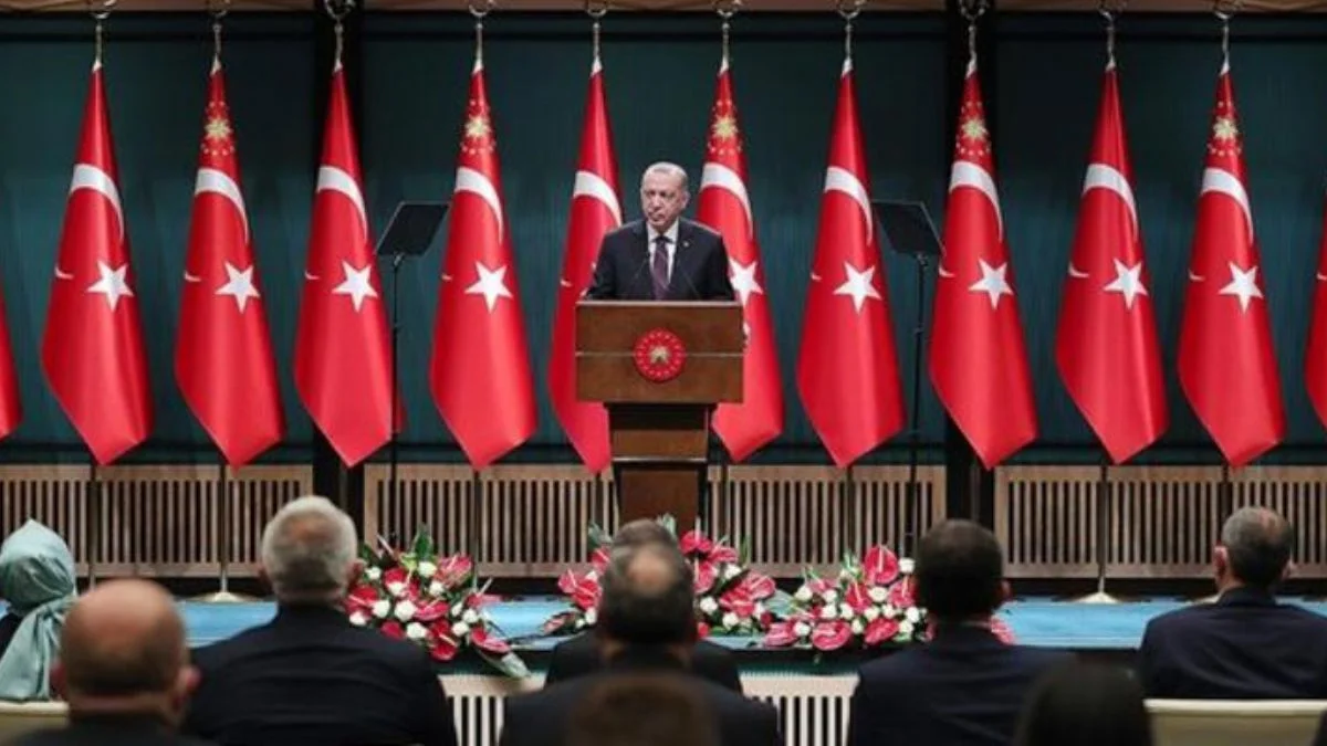 Cumartesi günü sokağa çıkma yasağı kalktı mı? Cumartesi kısıtlama var mı?
