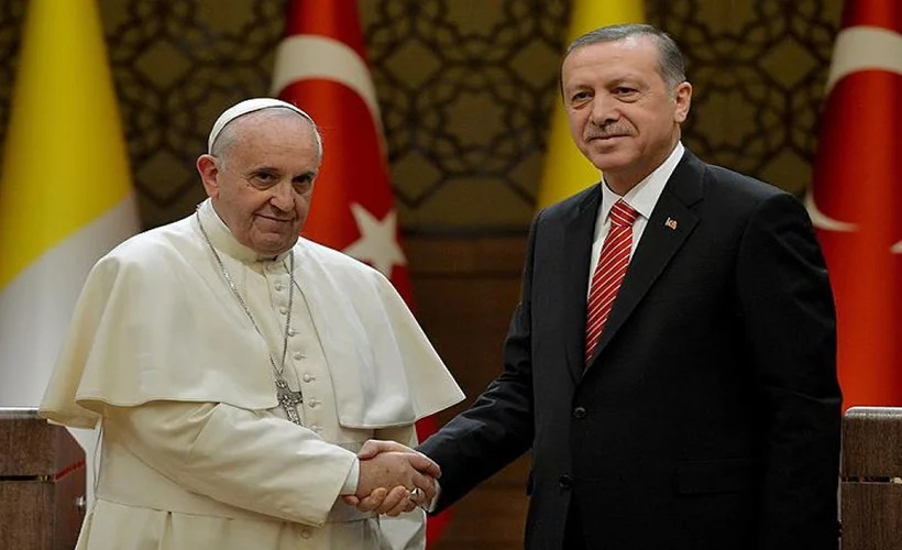 Erdoğan'dan Papa ile kritik görüşme