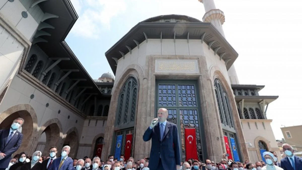 Erdoğan'dan ''Taksim Camii' paylaşımı
