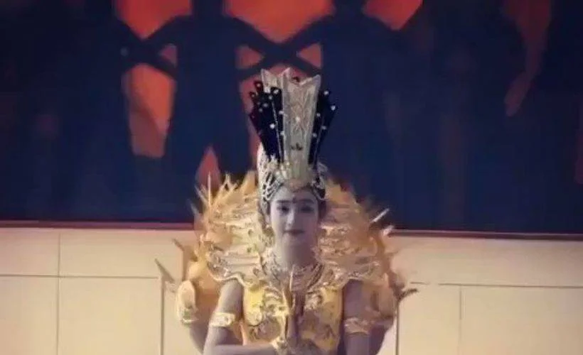 Etkileneceğiniz müthiş bir dans gösterisi