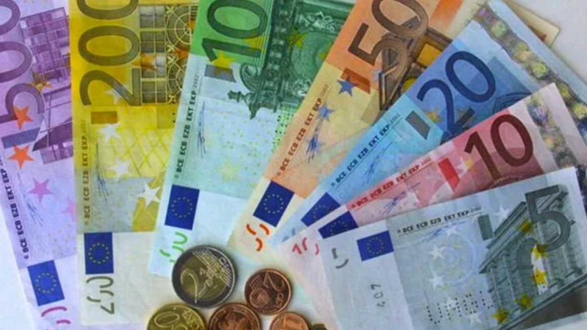 Euro rekor kırdı