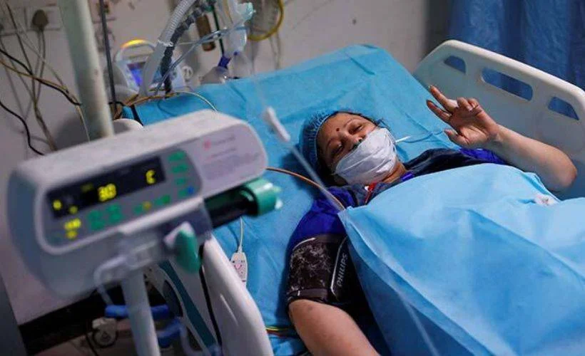 Fransa'da son 24 saatte 19 bin 124 Kovid-19 vakası görüldü