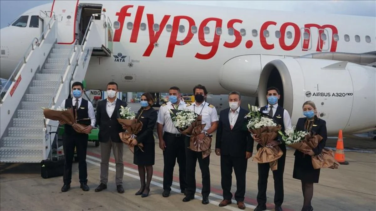 Gazipaşa-Alanya Havalimanı, Pegasus'un Kiev'den gelen ilk uçuşunu karşıladı