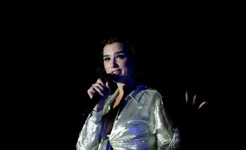 İngiliz şarkıcı Dua Lipa'dan Filistinlilere destek paylaşımı