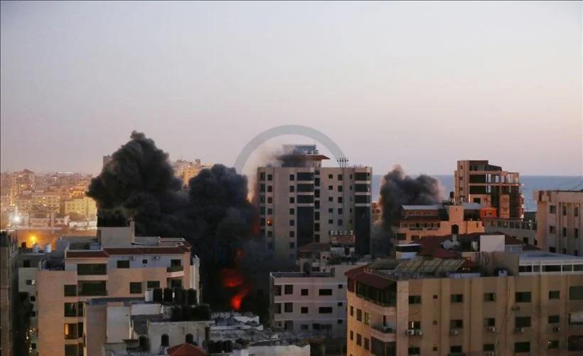 İsrail'in Gazze'ye hava saldırıları sürüyor