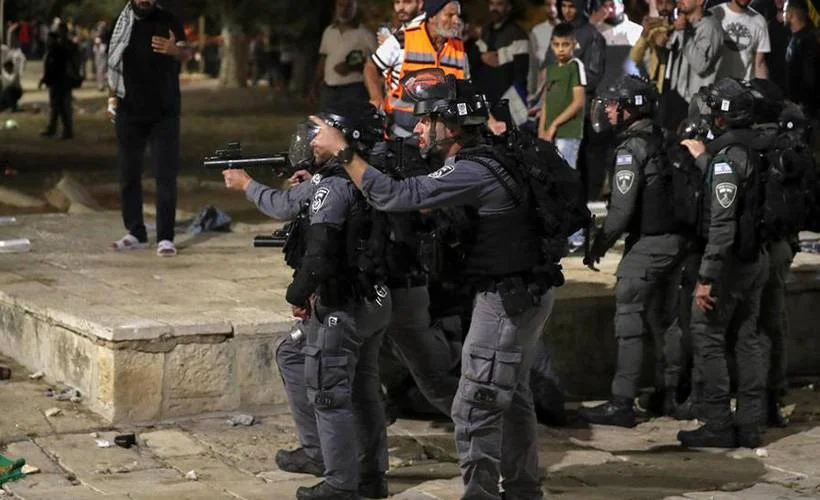 İsrail polisi, AA kameramanı Rumeyle'yi de darbetti