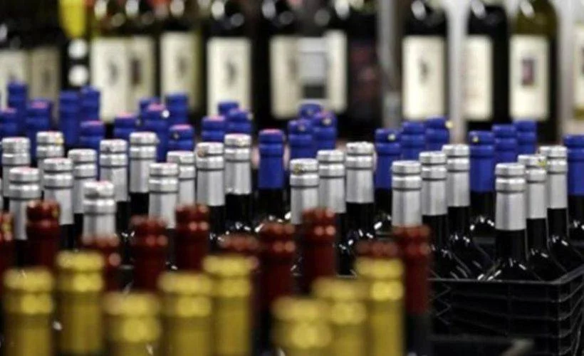 İstanbul Valiliği'nden alkol satışı açıklaması