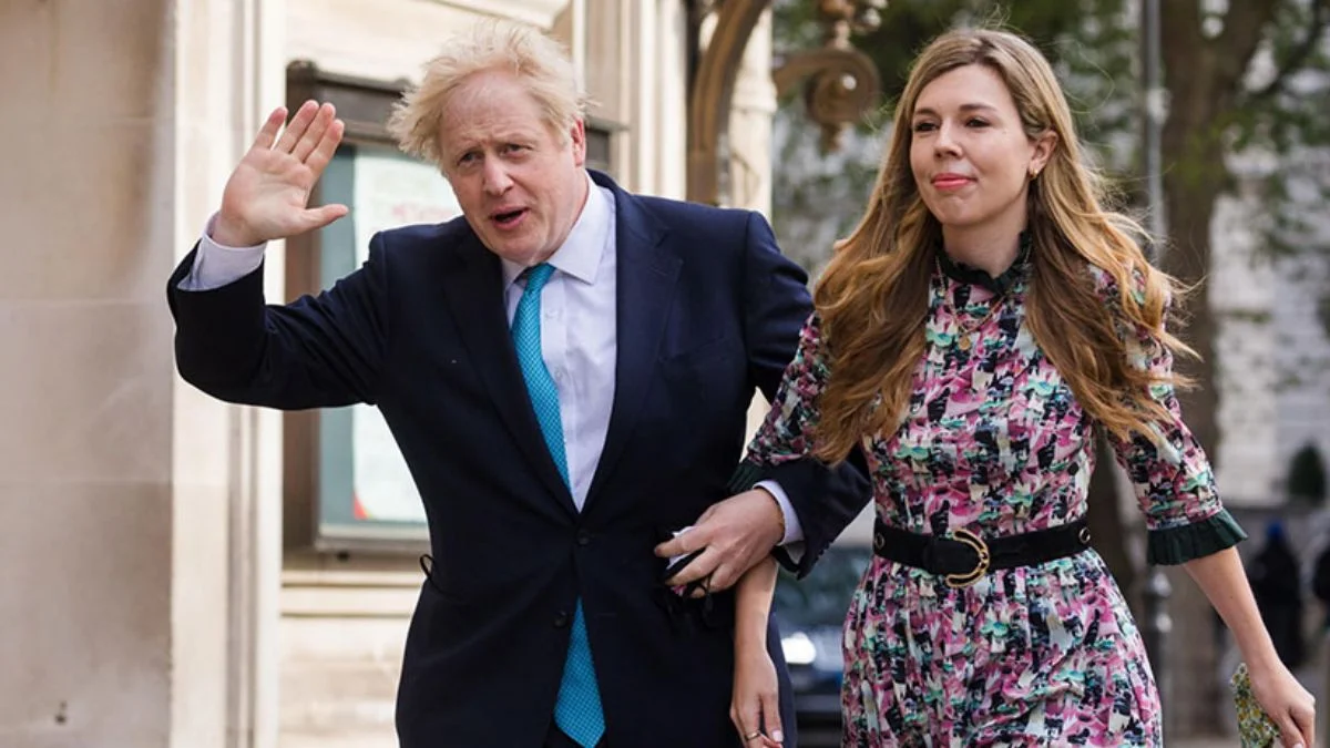 Johnson gizli törenle evlendi
