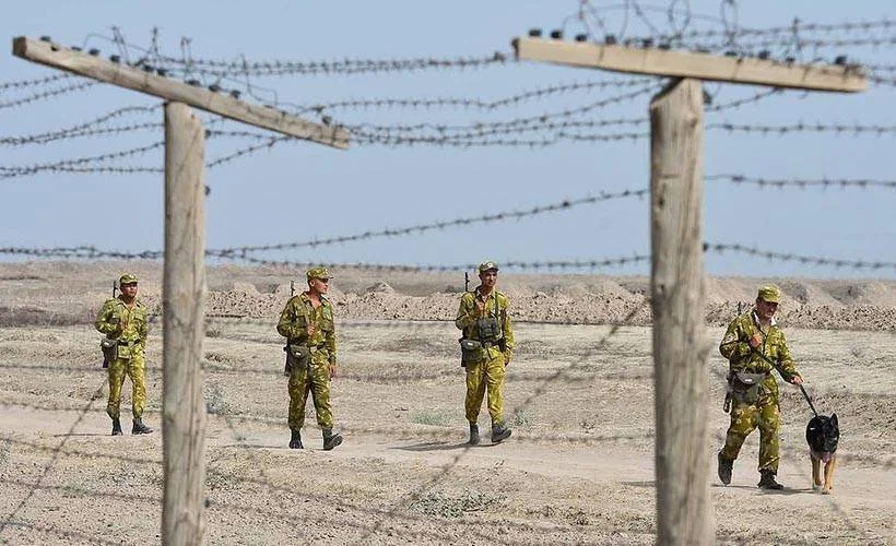 Kırgızistan-Tacikistan sınırında hareketlilik