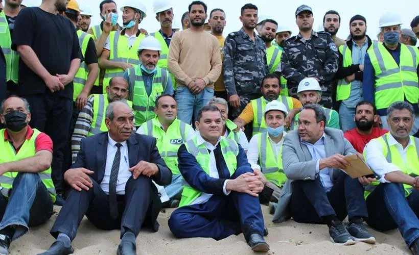 Libya Başbakanı Dibeybe, Türk işçilerle iftar yaptı
