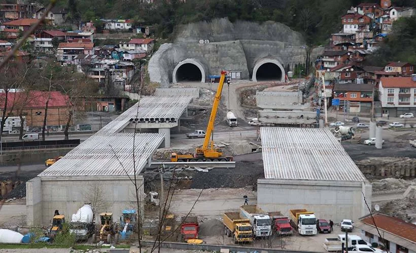 Mithatpaşa tünellerinin ucunda ışık göründü