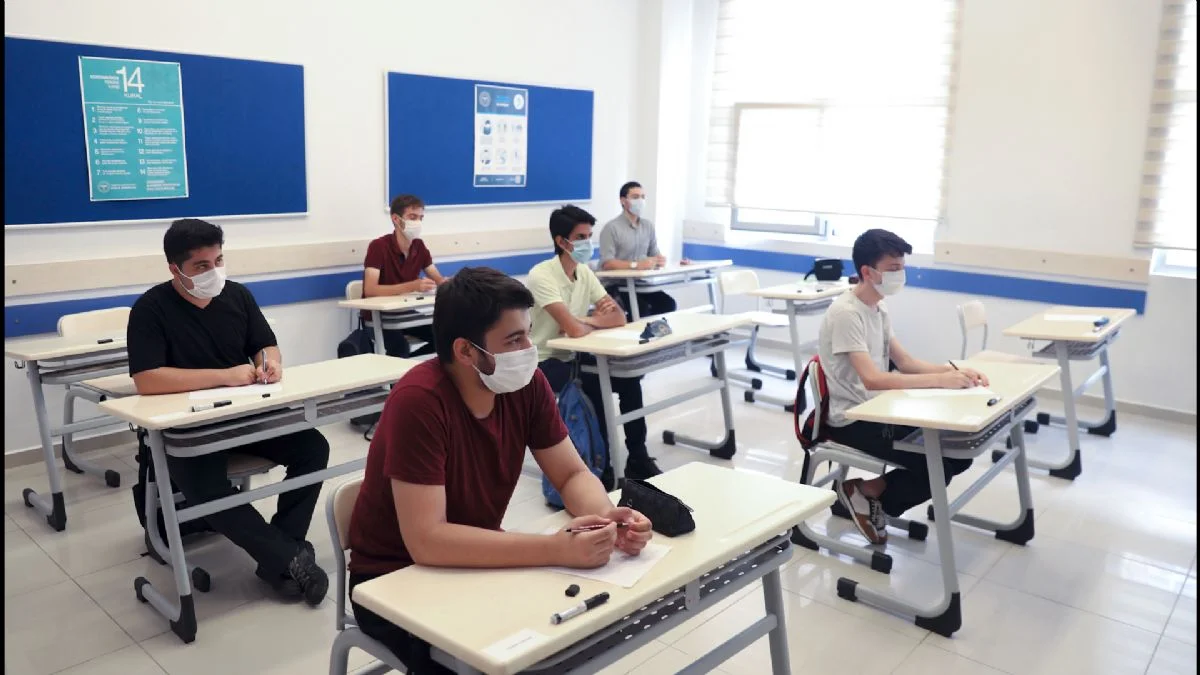 Okullar açıldı mı? 1 Haziran'da yüz yüze eğitim başladı mı?