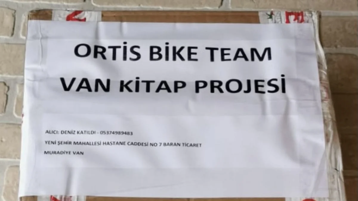 Pedalseverlerden kütüphane projesi