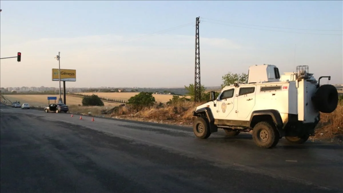 PKK'lıların kullandığı araçtaki bomba düzeneği son anda imha edildi!