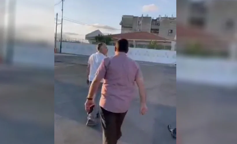 Raid Salahın avukatı camileri kundaklayan Yahudileri tek başına kovdu