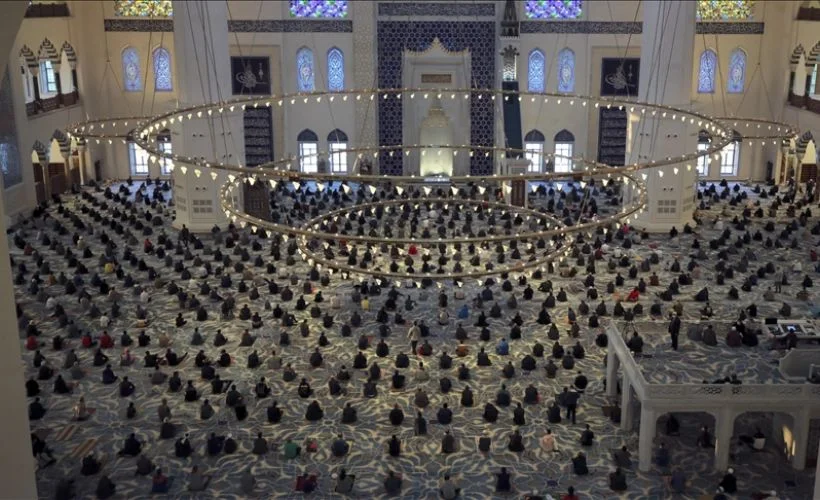 Ramazan Bayramı tüm yurtta kutlanıyor