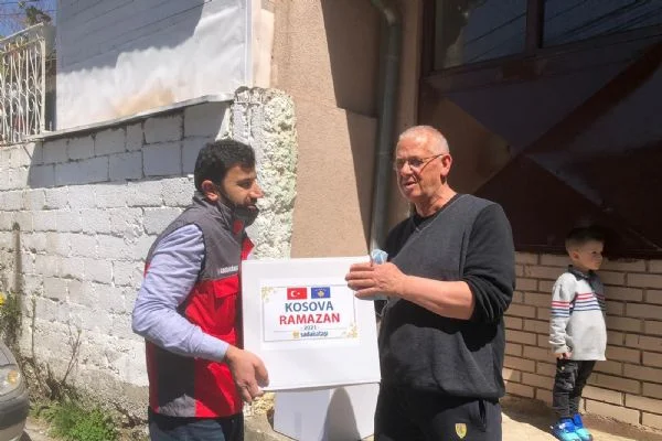 Sadakataşı'ndan Kosova'ya Ramazan yardımı