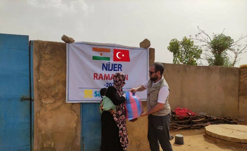Sadakataşı Nijer'e Ramazan yardımı ulaştırdı
