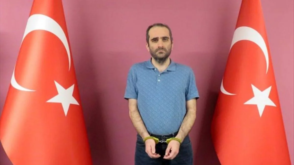Selahattin Gülen kimdir? Selahattin Gülen MİT tarafından paketlenerek yurda getirildi
