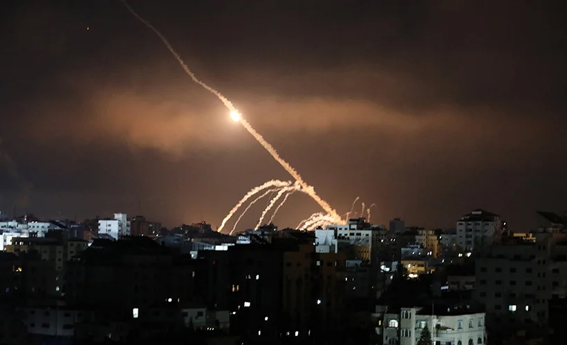 Tel Aviv ve çevresinde gece boyunca sirenler çaldı