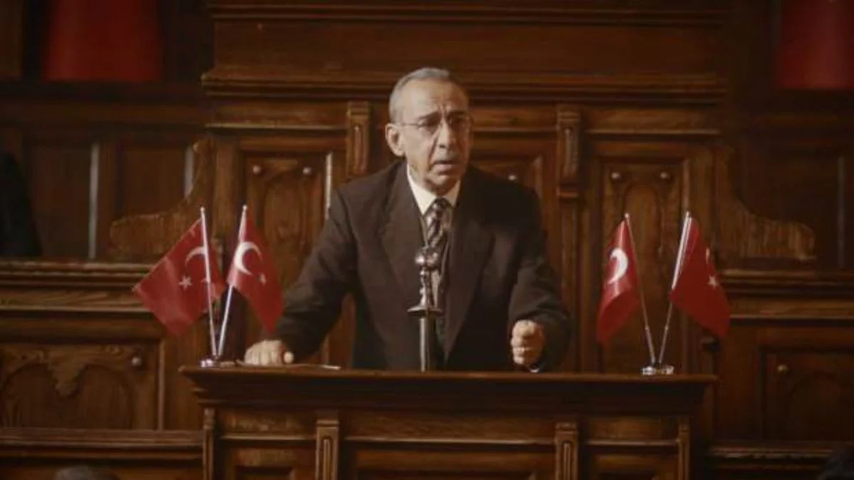 TRT'den 1960 Darbesine Özel Belgesel: "Darbelerin Pusulası: 27 Mayıs"