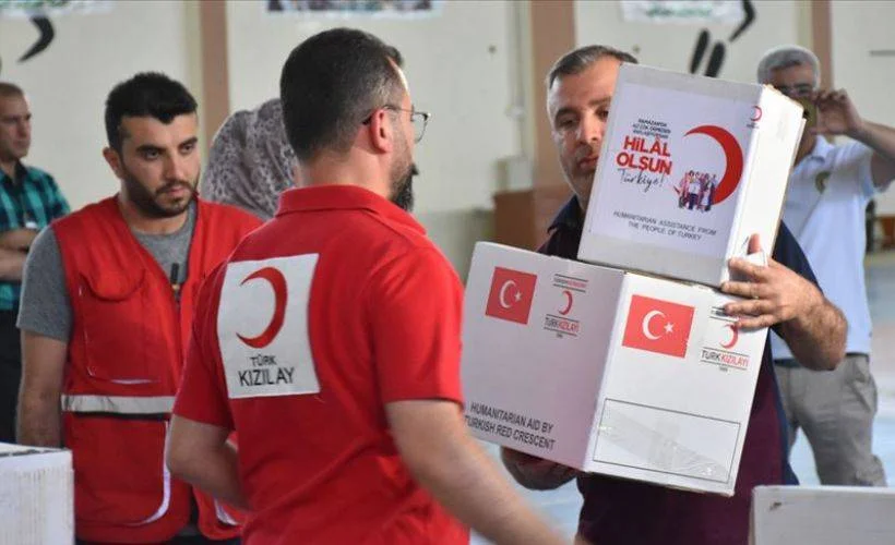 Türk Kızılayı'ndan ihtiyaç sahiplerine karşılıksız yardım