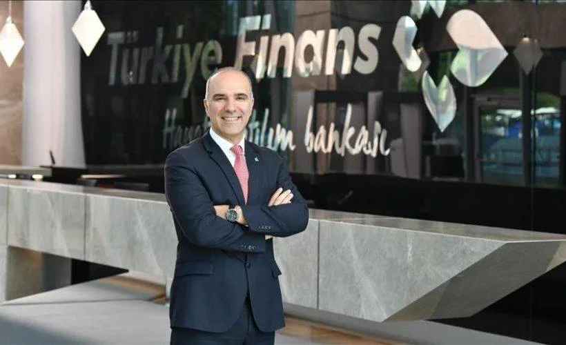 Türkiye Finans 'uzaktan müşteri edinimi' uygulamasını hizmete sunuyor