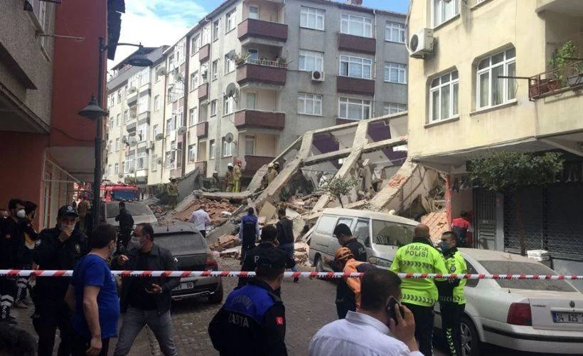 Zeytinburnu çöken binada ölen var mı? Çöken binada ölü var mı sorusu yanıt buldu