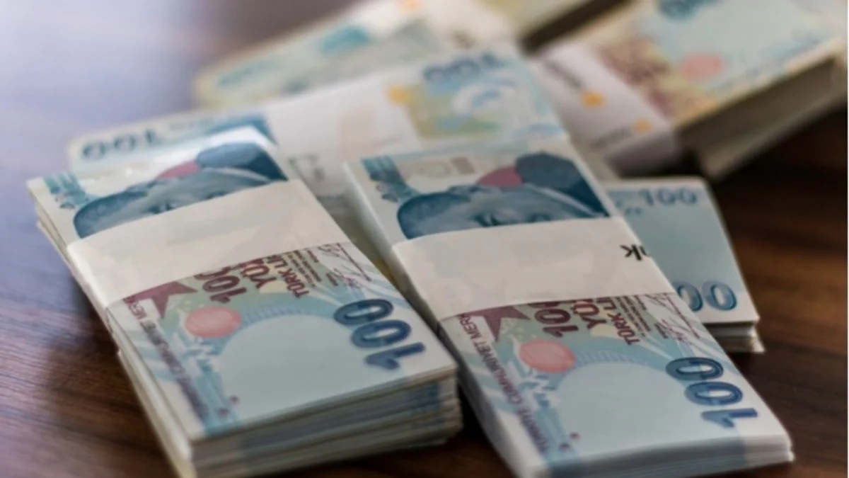 Analiz: Faiz sabit, zayıf TRY enflasyon risklerini artırıyor
