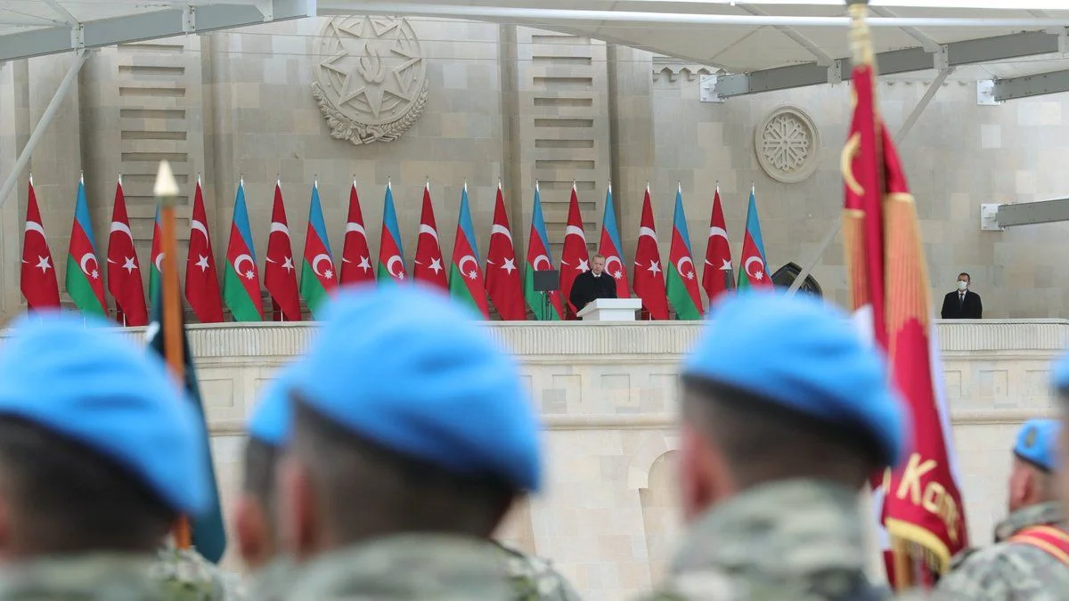 Azerbaycan'a "askeri üs" Rusları neden rahatsız etti?