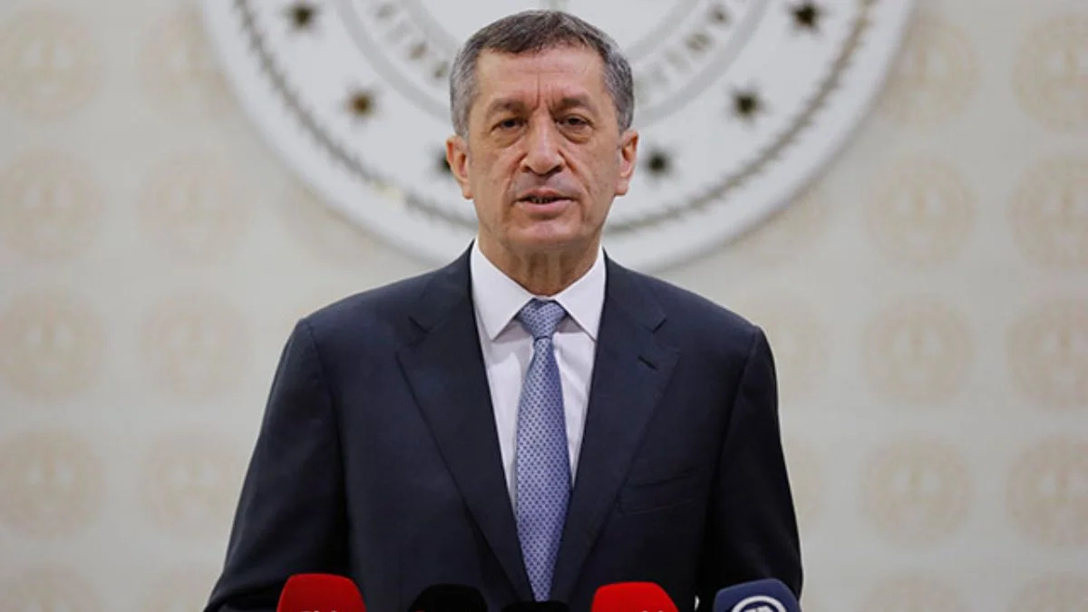 Bakan Selçuk'tan 'LGS'de benzer soru' açıklaması