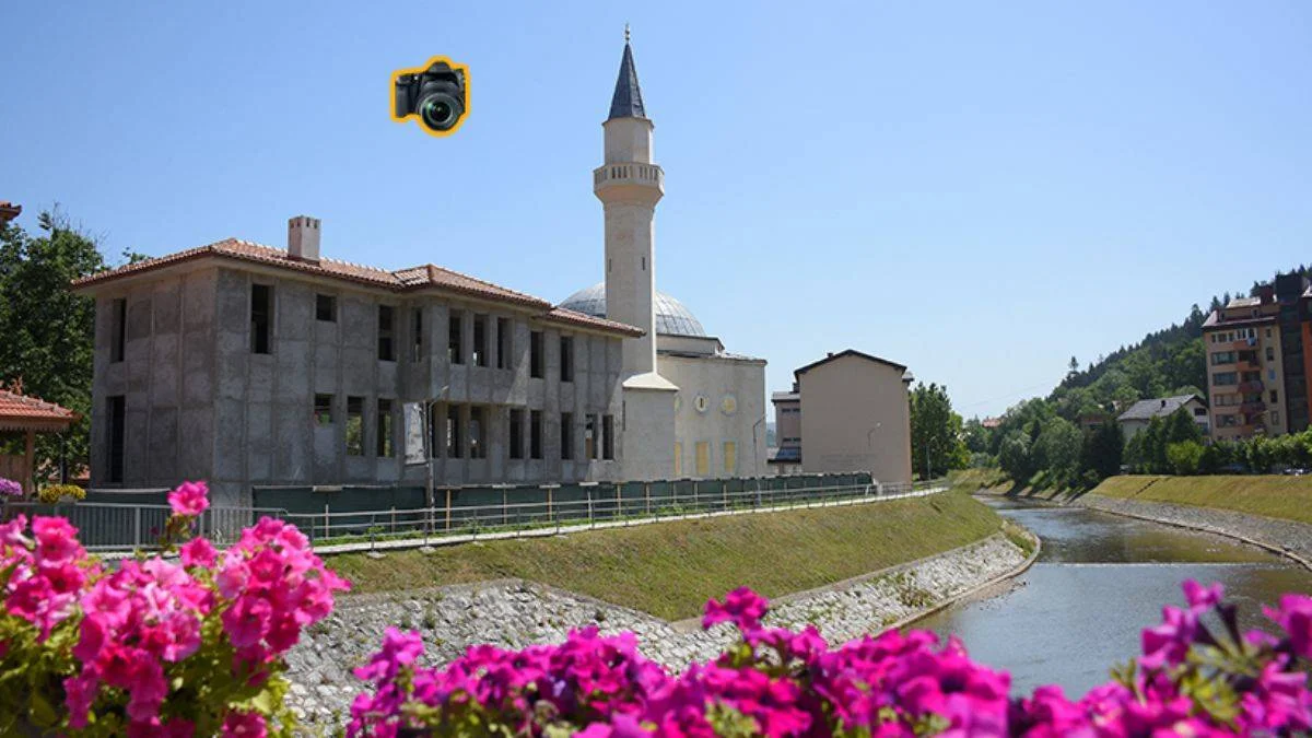 Bosna Hersek'te yapımı duran Ahi Evran Veli Kırşehir Camisi yardım bekliyor