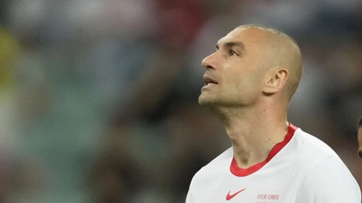 Burak Yılmaz: Herkesten özür diliyoruz