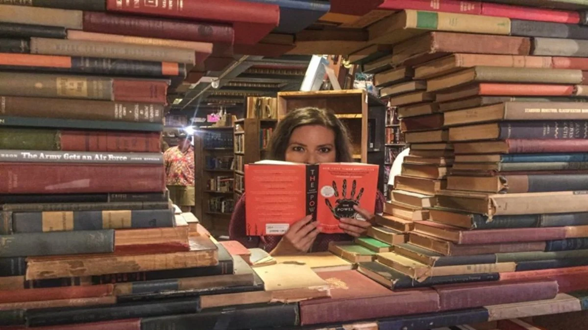Cismen değil 'ismen' şaşırtan kitaplar