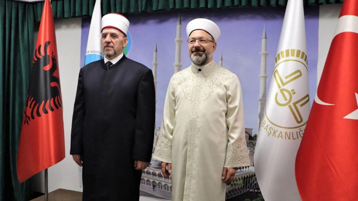 Diyanet İşleri Başkanı Erbaş'tan Kosova İslam Birliği'ne ziyaret