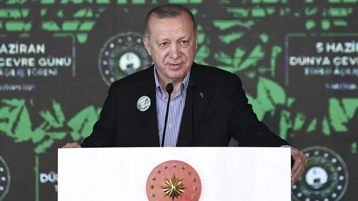 Erdoğan: Denizlerimizi müsilaj belasından kurtaracağız